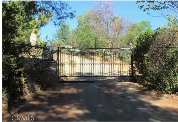 4901 Live Oak Canyon Road, La Verne, CA 91750