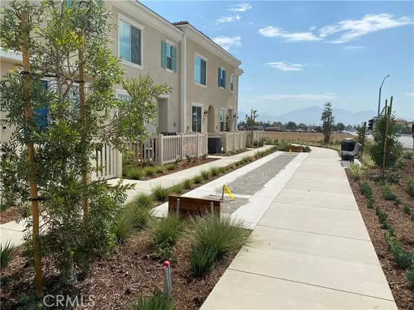 Rialto, CA 92376,981 W Clover Avenue #126