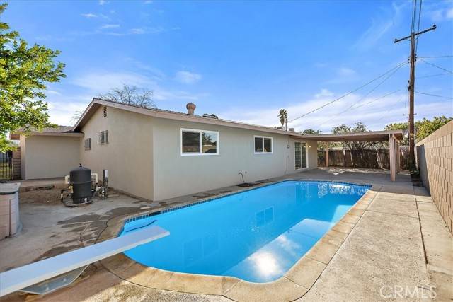 7858 Dundee Avenue, Highland, CA 92346