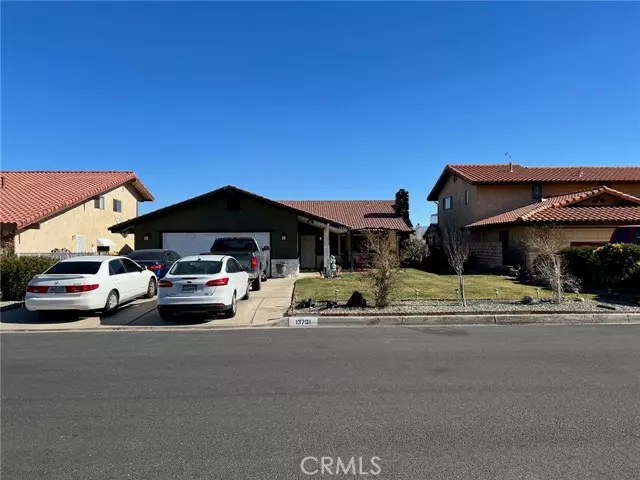 Victorville, CA 92395,13701 White Sail Drive