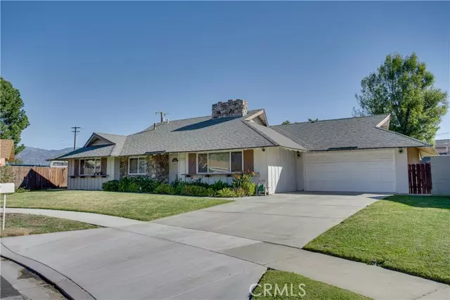 1369 N Pine Avenue, Rialto, CA 92376