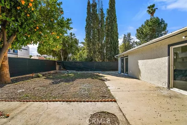 Tarzana, CA 91356,5222 Etiwanda Avenue