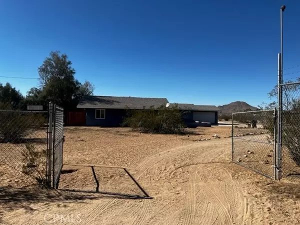 17030 Sycamore Lane, Apple Valley, CA 92307