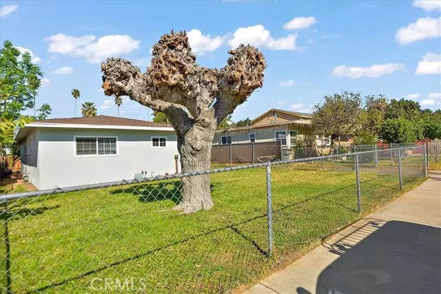 2039 12th Street, Riverside, CA 92507