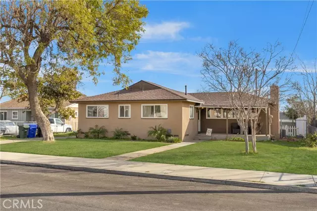 Fontana, CA 92336,17455 Malaga Street