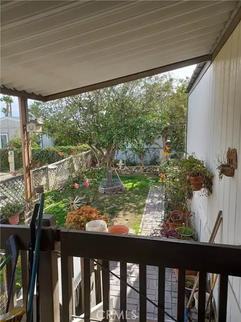 Rialto, CA 92377,2598 AYALA #138