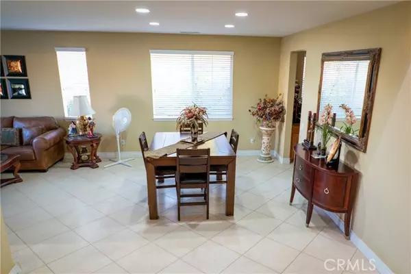 Eastvale, CA 92880,14432 Pintail Loop