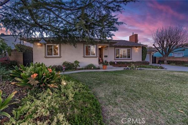 521 W Comstock Avenue, Glendora, CA 91741