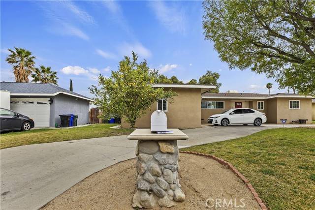 339 E Holly Street, Rialto, CA 92376