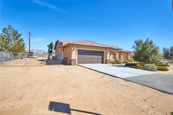 Apple Valley, CA 92307,13721 Cree Road