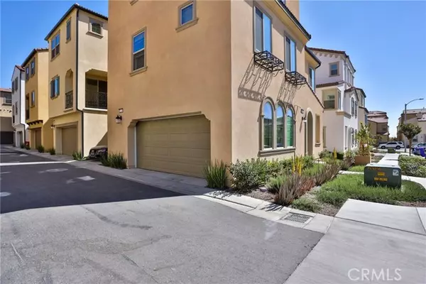 2264 Apple Court, Upland, CA 91786