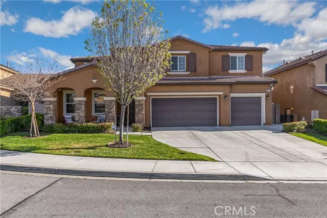 18072 Iolite, San Bernardino, CA 92407