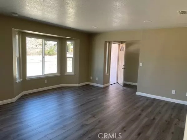 Apple Valley, CA 92307,14183 Cuyamaca Road