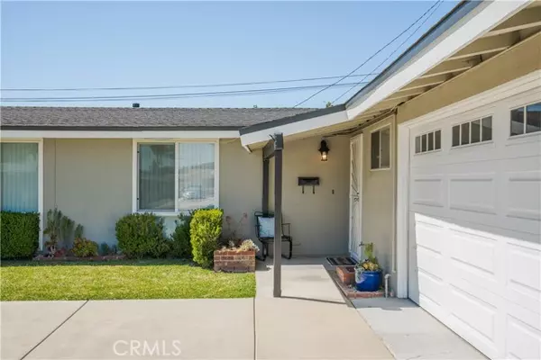 Glendora, CA 91741,307 S Treanor Avenue