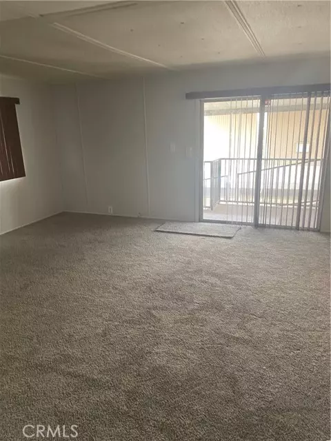 Glendora, CA 91741,208 S Barranca #46