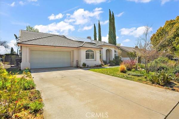 Banning, CA 92220,5112 Meadow Way