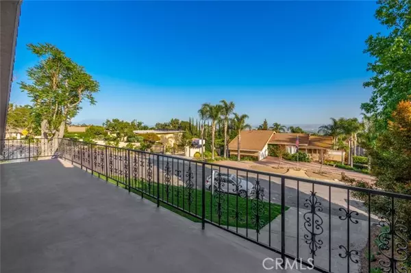 2561 Vista Drive, Upland, CA 91784