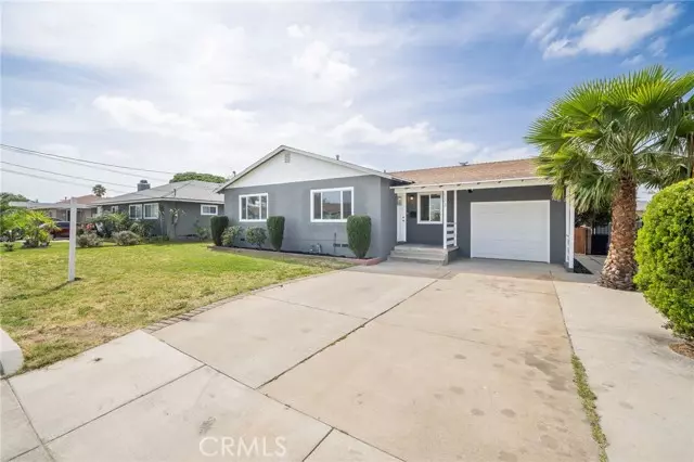 133 W Etiwanda, Rialto, CA 92376