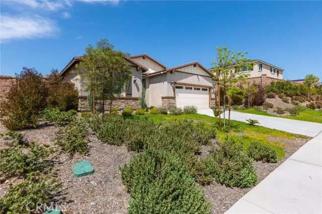 31683 Jade Run Drive, Menifee, CA 92584