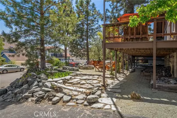 Wrightwood, CA 92397,5432 Locarno Drive