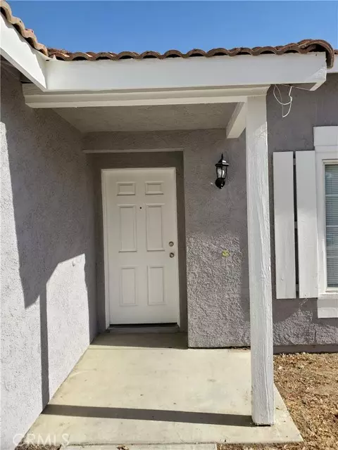 Adelanto, CA 92301,10596 Palmyra Street