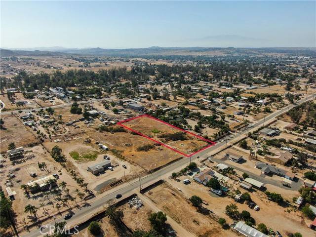 Perris, CA 92570,20747 Haines