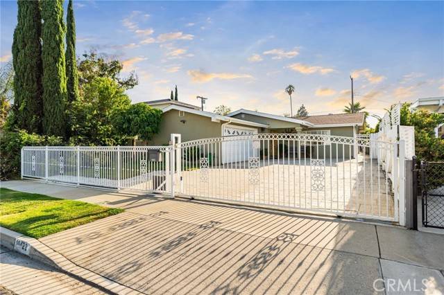 10429 Jordan Avenue, Chatsworth, CA 91311