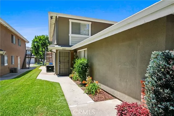 La Verne, CA 91750,3003 Knollwood Avenue #2