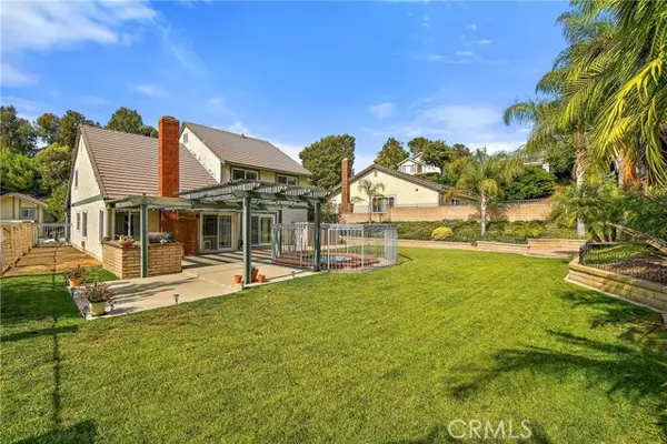 San Dimas, CA 91773,906 Avenida Loma Vista