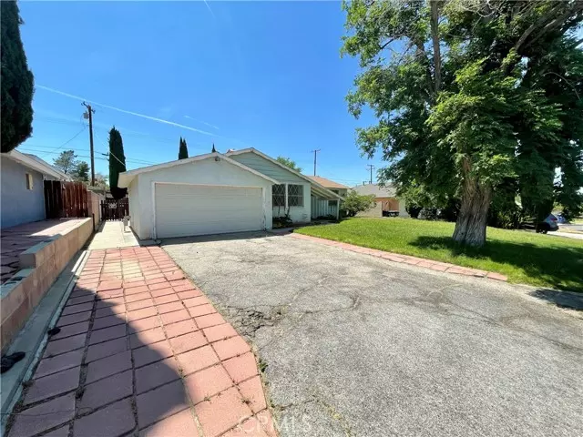 37521 4th Street, Palmdale, CA 93550