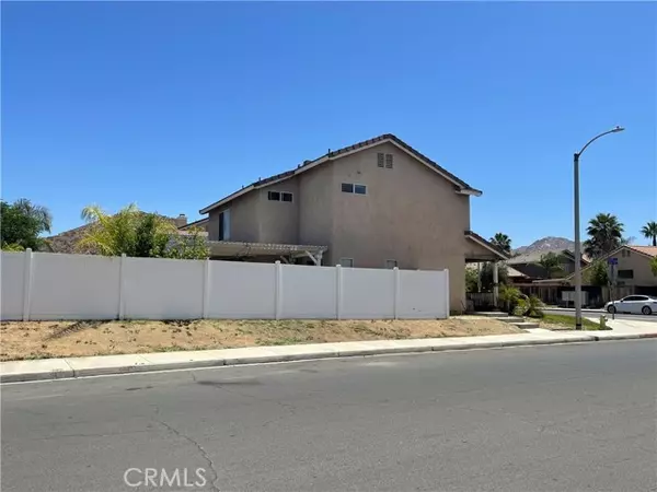 Perris, CA 92571,986 Mirada Drive