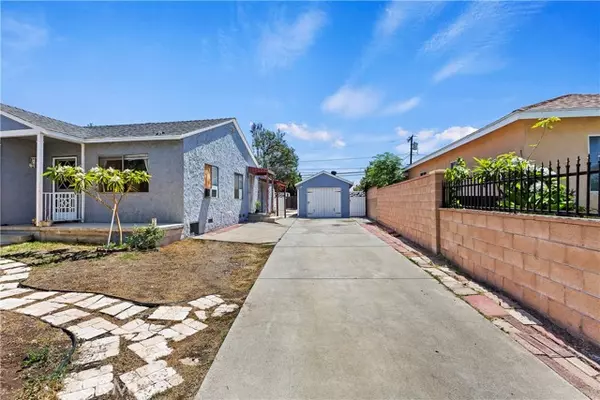 Azusa, CA 91702,124 S Lemon Avenue