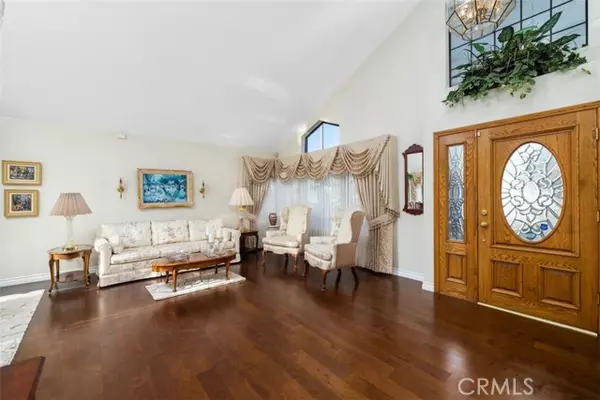 La Verne, CA 91750,5547 Via De Mansion