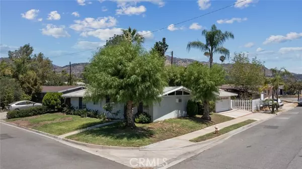 Glendora, CA 91741,322 S Akeley Drive