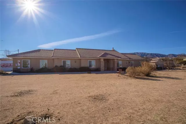 Pinon Hills, CA 92372,10498 Mountain Road