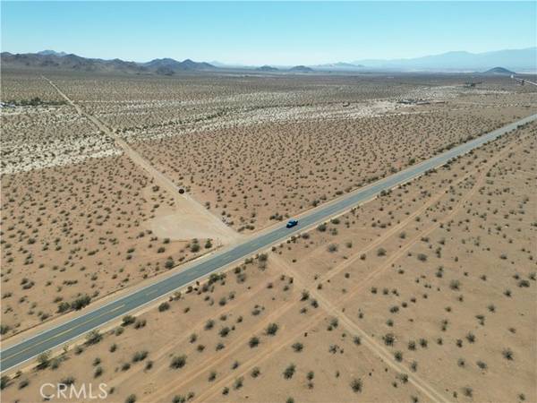 Lucerne Valley, CA 92356,0 Selmadolph