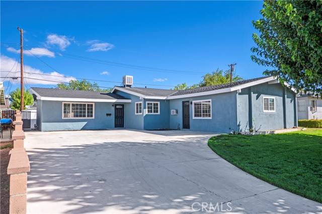 1027 W Avenue J9, Lancaster, CA 93534