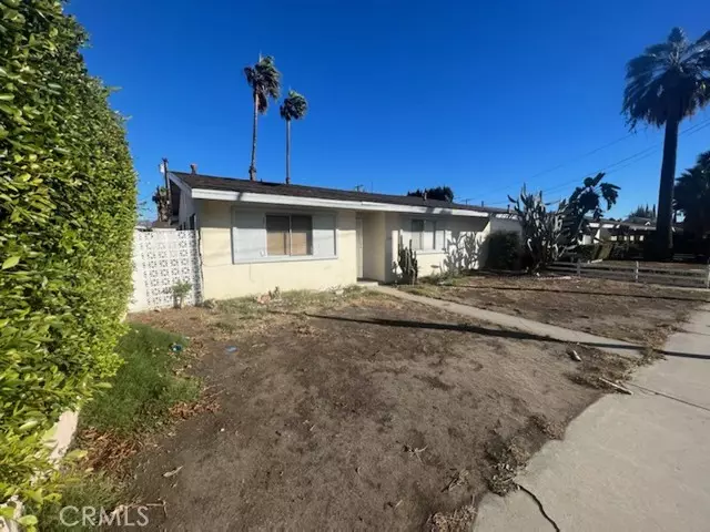 North Hollywood, CA 91605,7748 Coldwater Canyon Avenue