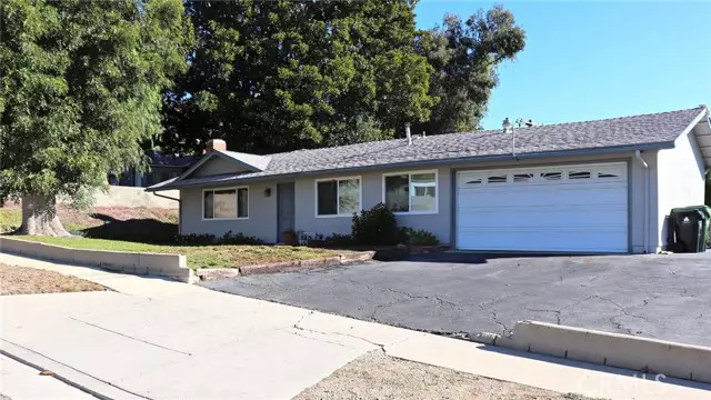 Sylmar, CA 91342,11260 Dominica Ave