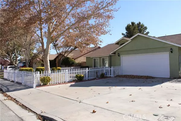 Rosamond, CA 93560,2116 Phlox Avenue