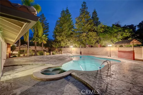 3376 N Mills Avenue, Claremont, CA 91711