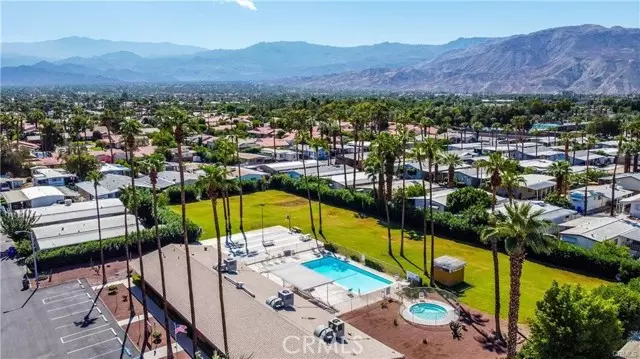 43155 Portola #105, Palm Desert, CA 92260