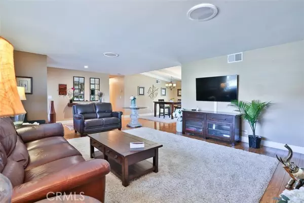 Claremont, CA 91711,562 Rider Court