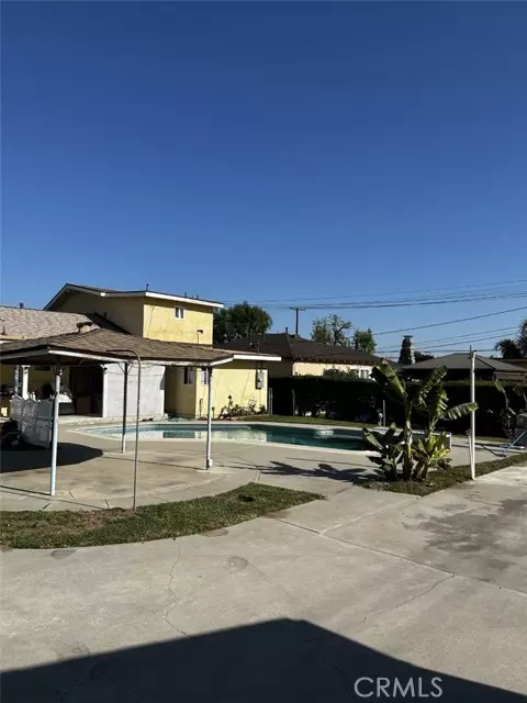 Azusa, CA 91702,243 S Louise Avenue