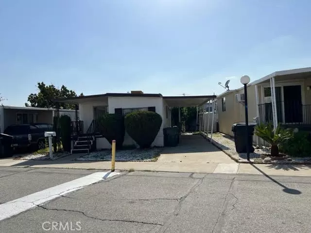 5580 Moreno #77, Montclair, CA 91763