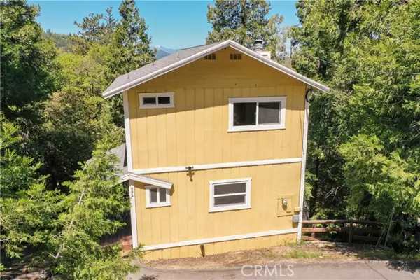 Crestline, CA 92325,932 Arbula Drive