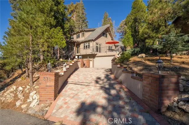 Lake Arrowhead, CA 92352,871 Sandalwood Drive