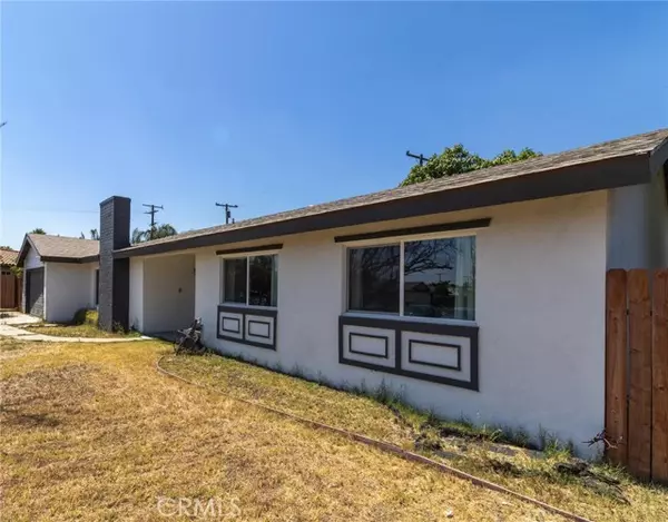 Rialto, CA 92377,6218 Idyllwild Court