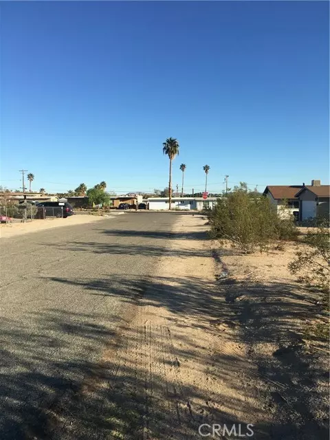 29 Palms, CA 92277,6345 Athol