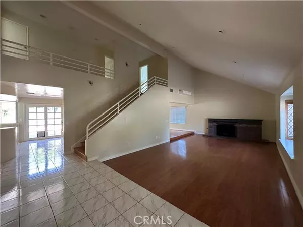 Northridge, CA 91324,9566 Melvin Avenue